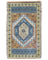 Vintage mini kilim rug in room decor setting, kilim, Turkish rug, vintage rug, portland, rug shop, bright colors, wild shaman, soft rug, bold color, Portland, Oregon, rug store, rug shop, local shop