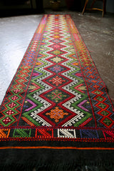 old-sivas-kilim-runner-21ft-x-10ft