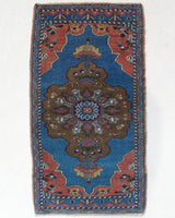 Vintage mini kilim rug in room decor setting, kilim, Turkish rug, vintage rug, portland, rug shop, bright colors, wild shaman, soft rug, bold color, Portland, Oregon, rug store, rug shop, local shop