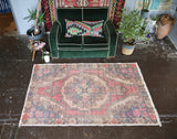 Vintage Faded Anatolian Turkish Rug 4.5ftx7.2ft