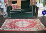 Vintage Faded Turkish Anatolian Rug 2.6ftx4.10ft