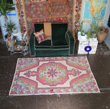 Vintage Faded Turkish Anatolian Rug 4.5ftx6.10ft