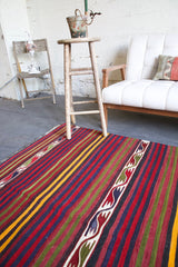 Vintage Anatolian Kilim 5.7ftx7.10ft