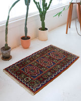 Vintage mini kilim rug in room decor setting, kilim, Turkish rug, vintage rug, portland, rug shop, bright colors, wild shaman, soft rug, bold color, Portland, Oregon, rug store, rug shop, local shop
