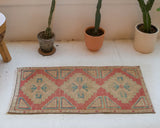 Vintage mini kilim rug in room decor setting, kilim, Turkish rug, vintage rug, portland, rug shop, bright colors, wild shaman, soft rug, bold color, Portland, Oregon, rug store, rug shop, local shop