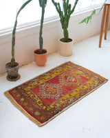 Vintage mini kilim rug in room decor setting, kilim, Turkish rug, vintage rug, portland, rug shop, bright colors, wild shaman, soft rug, bold color, Portland, Oregon, rug store, rug shop, local shop