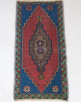 Vintage mini kilim rug in room decor setting, kilim, Turkish rug, vintage rug, portland, rug shop, bright colors, wild shaman, soft rug, bold color, Portland, Oregon, rug store, rug shop, local shop