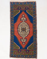 Vintage mini kilim rug in room decor setting, kilim, Turkish rug, vintage rug, portland, rug shop, bright colors, wild shaman, soft rug, bold color, Portland, Oregon, rug store, rug shop, local shop