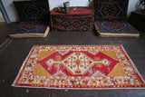 Vintage Faded Anatolian Turkish Rug 2.8ft x 5.2ft