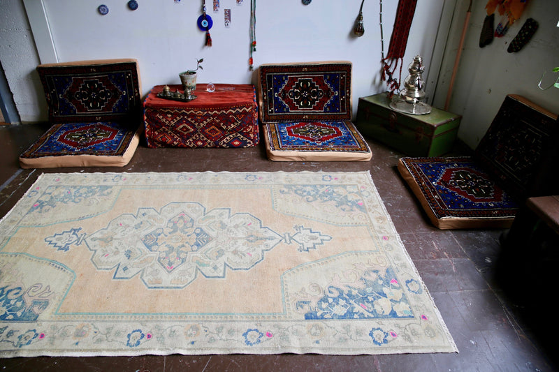 vintage-turkish-faded-anatolian-rug-410ftx79ft