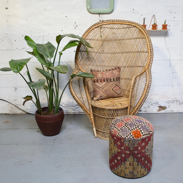 solid-cylinder-shaped-kilim-stool-5