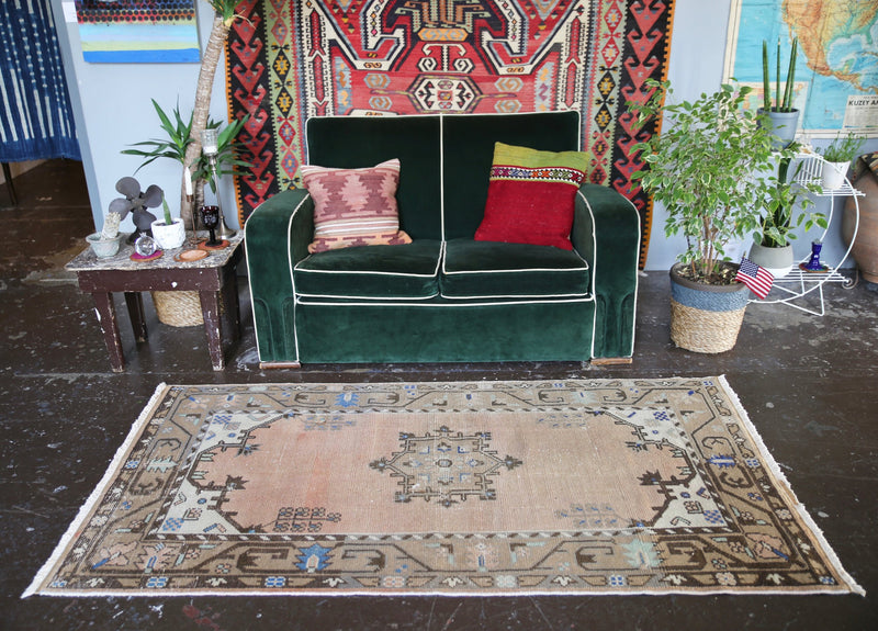 vintage-turkish-anatolian-rug-34ftx65ft