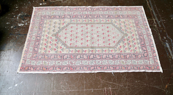 vintage-faded-turkish-anatolian-rug-45ftx73ft