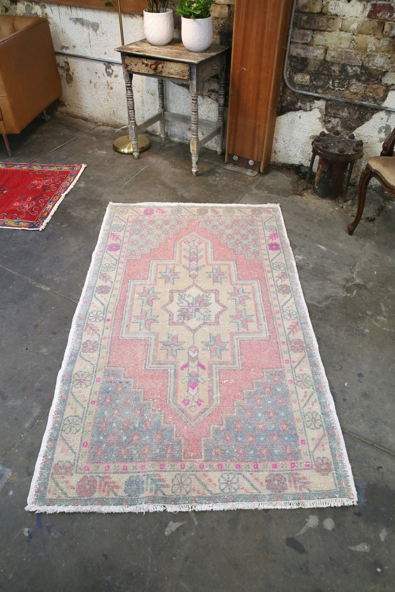vintage-faded-anatolian-turkish-rug-35ft-x-57ft