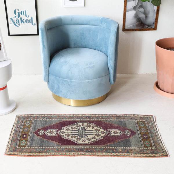 Vintage mini kilim rug in room decor setting, kilim, Turkish rug, vintage rug, portland, rug shop, bright colors, wild shaman, soft rug, bold color, Portland, Oregon, rug store, rug shop, local shop