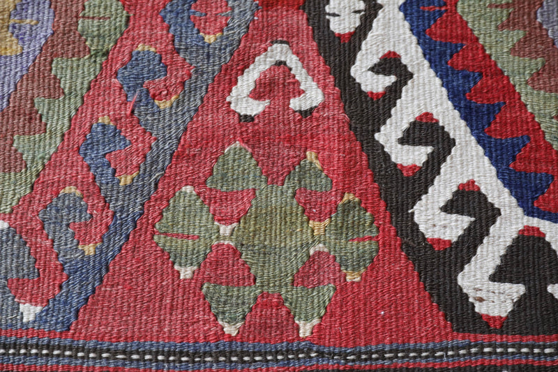 Vintage Manisa Karakecili Kilim Rug 5'10"x7'9"