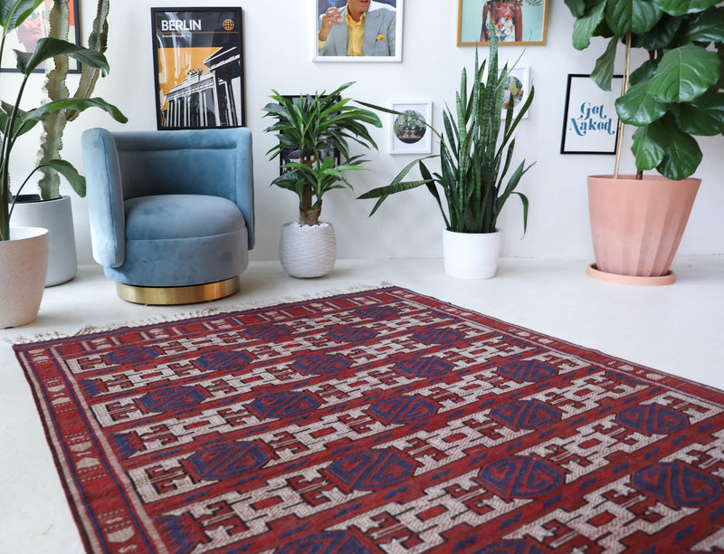  Vintage kilim rug in room decor setting, old rug, antique rug, pastel colors, faded colors, Turkish rug, vintage rug, soft rug, Portland, Oregon, rug store, rug shop, local shop, bold colors, bright colors, faded colors