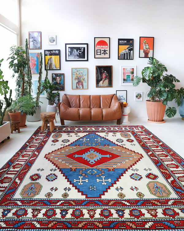 Vintage Turkish rug in a living room setting, Area rug in a living room setting, pile rug, Turkish rug, custom rug, , new rug, modern rug, customizable rug, made to order rug, portland, rug shop, bright colors, wild shaman, soft rug, bold color, Portland, Oregon, rug store, rug shop, local shop, made in Turkey