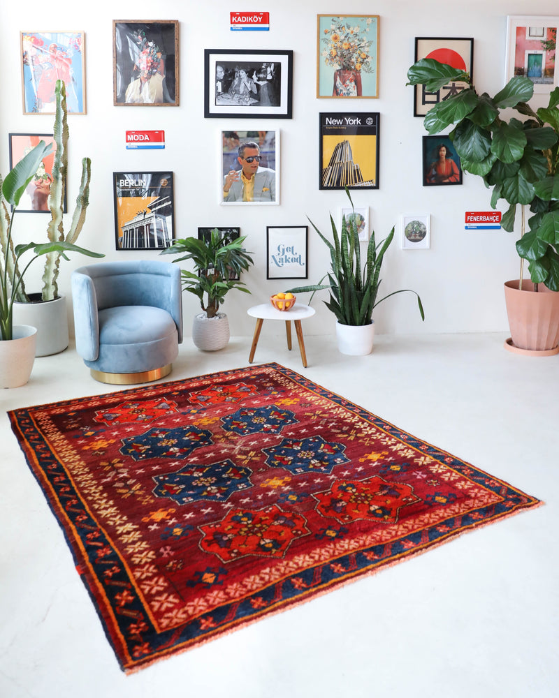 Vintage Turkish rug in a living room setting, Area rug in a living room setting, pile rug, Turkish rug, custom rug, modern rug, portland, rug shop, bright colors, wild shaman, soft rug, bold color, Portland, Oregon, rug store, rug shop, local shop