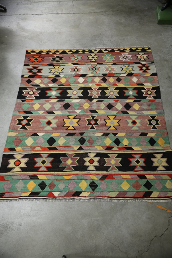 Vintage Oushak Esme Kilim