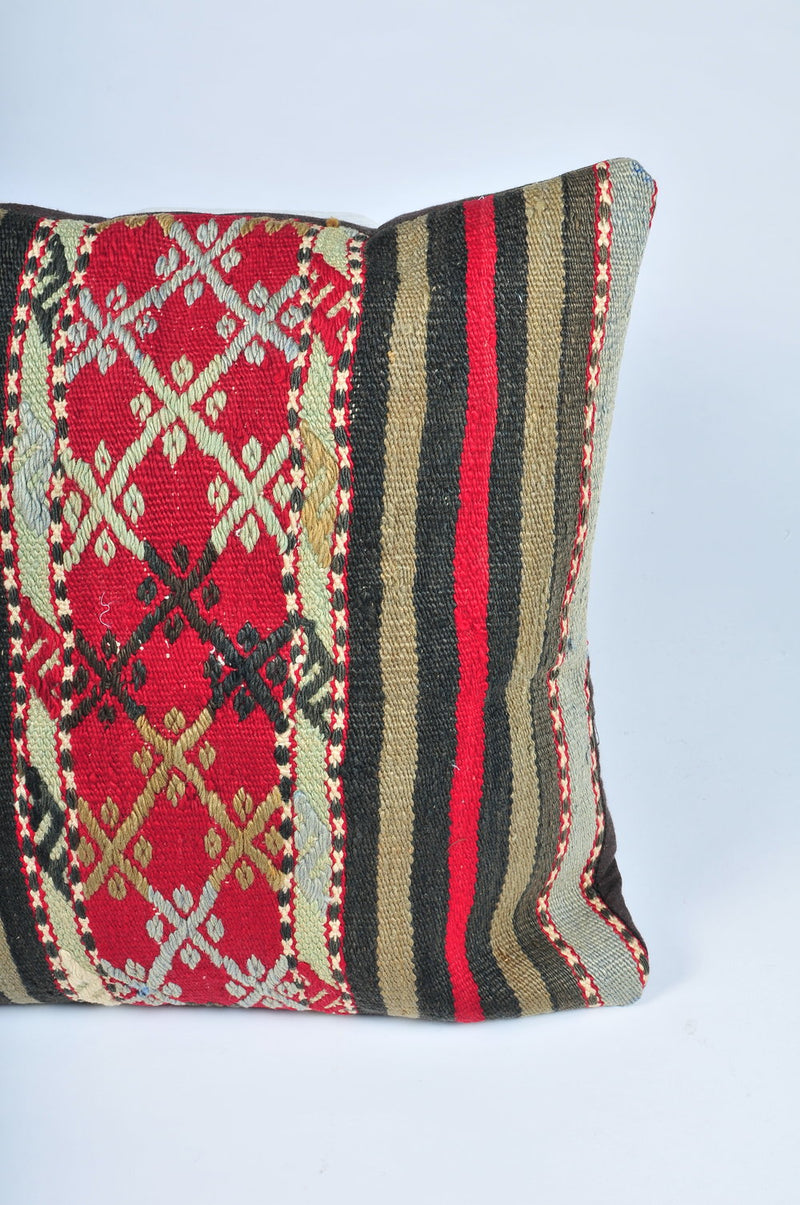 Kilim Pillow 20inx20in