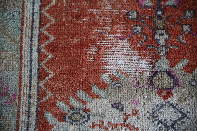 Vintage Turkish Faded Southern Anatolian Rug 3ftx5.6ft