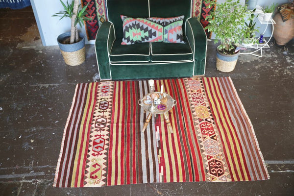 Vintage Anatolian Kilim 5ftx6.6ft