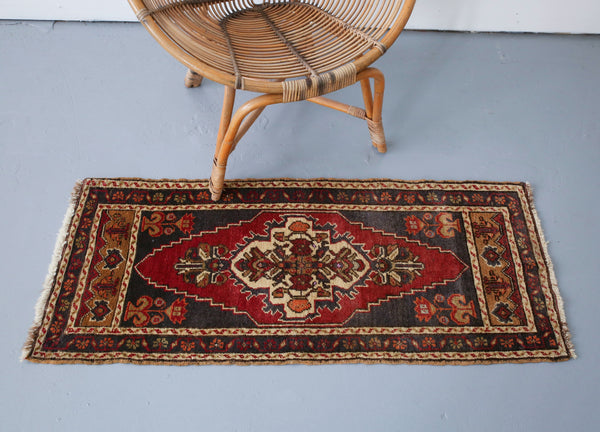 Vintage Mini Turkish Rug 1.8ftx3.5ft