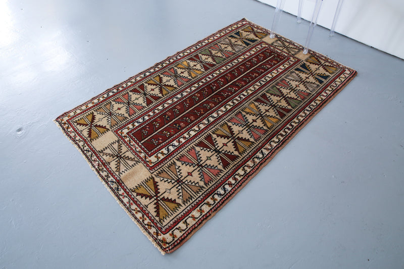 Old Milas Rug 3.10ftx6.2ft