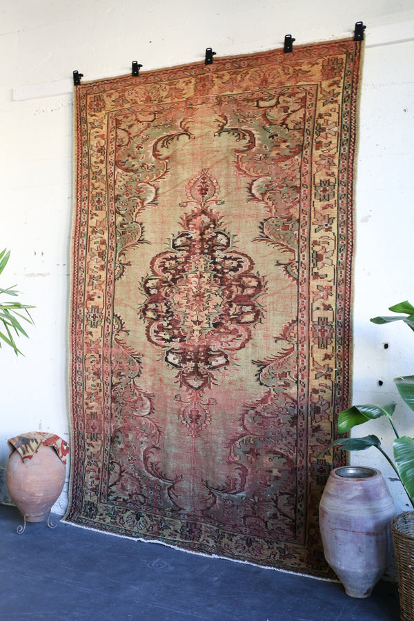 Vintage Turkish Isparta Rug 6'7" x 9'7"