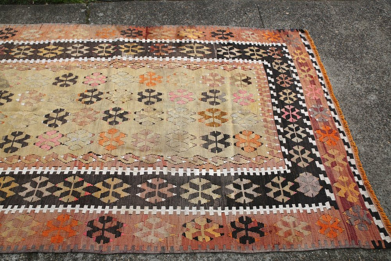 Old Corum Kilim 4.5ftx7.10ft