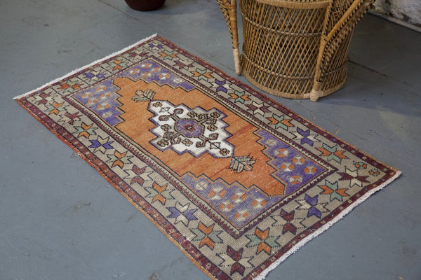 Vintage Konya Rug 2.6ft x 4.5ft