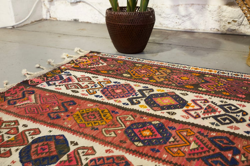 Old Van Kilim 4.10ftx9ft