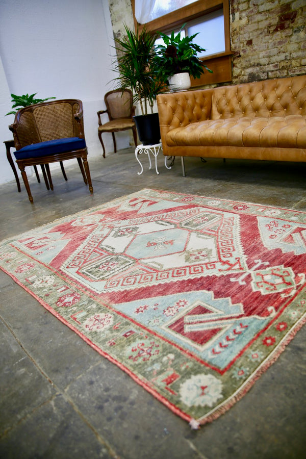 Vintage Konya Karapinar Turkish Rug 3.7ftx5.9ft