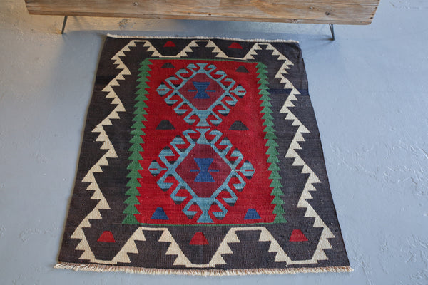 Vintage Mini Turkish Kilim Rug 3ftx3.7ft