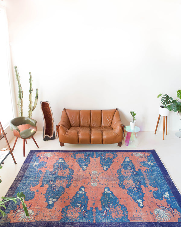 Vintage art deco rug in a living room setting, pile rug, Turkish rug, custom rug, modern rug, art deco rug,  portland, rug shop, bright colors, wild shaman, low pile rug, bold color, Portland, Oregon, rug store, rug shop, local shop, made in Turkey, vintage rug, retro rug