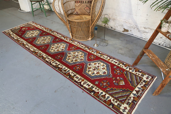 Vintage Kayseri Yahyali Runner 2.6ftx10ft