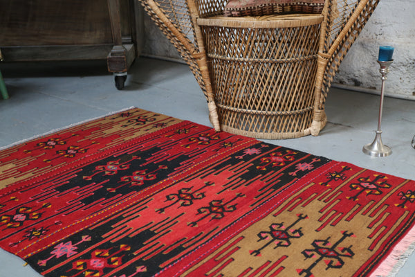 Old Sivas Kilim 3ftx4.6ft