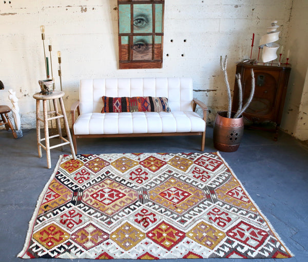 Old Kirsehir Kilim 5.3ftx6ft