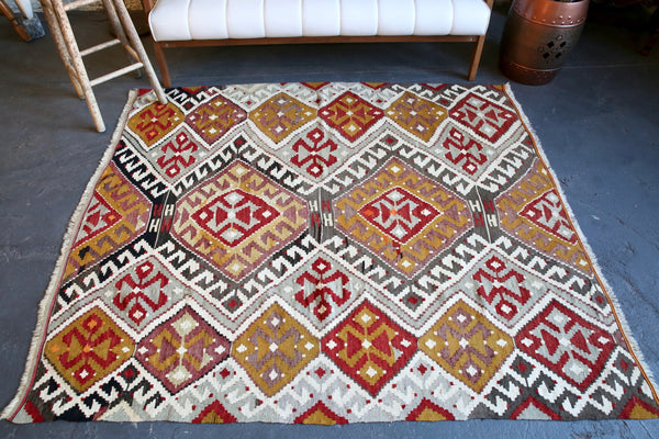 Old Kirsehir Kilim 5.3ftx6ft