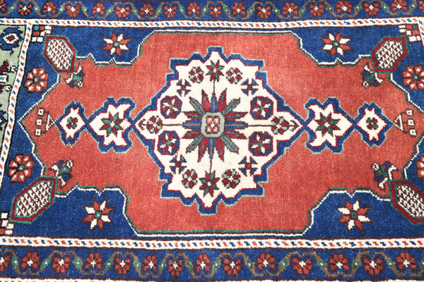 Vintage Mini Turkish Rug 2ftx3.4ft