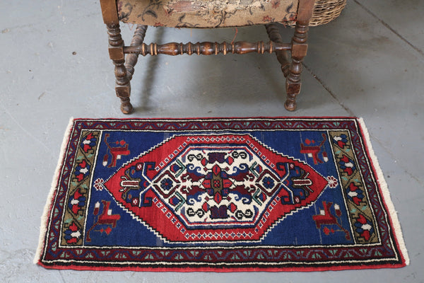 Vintage Mini Turkish Rug 1.10ftx3.4ft