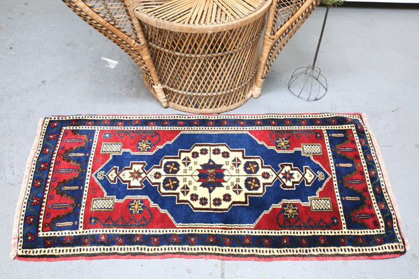 Vintage Mini Turkish Rug 2ftx4ft